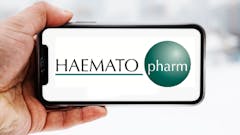 Hand-die-smartphone-hält-mit-logo-des-unternehmens-haemato