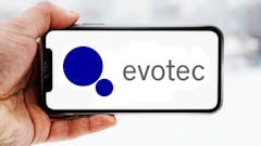 Hand-die-smartphone-hält-mit-logo-des-unternehmens-evotec