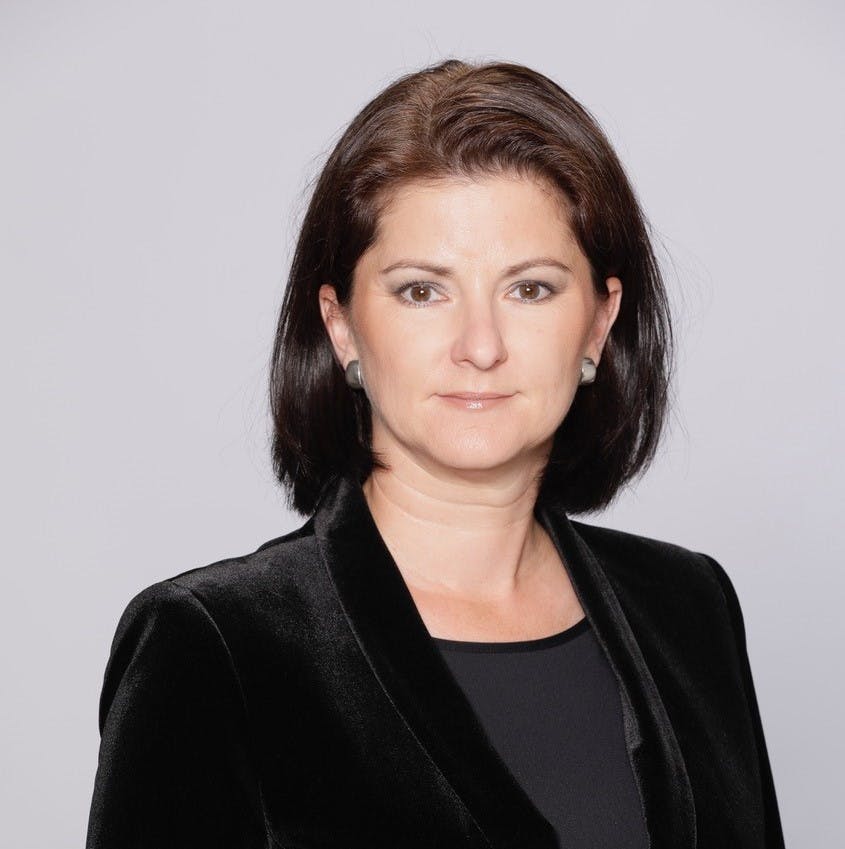 Die Finanzjournalistin Jessica Schwarzer